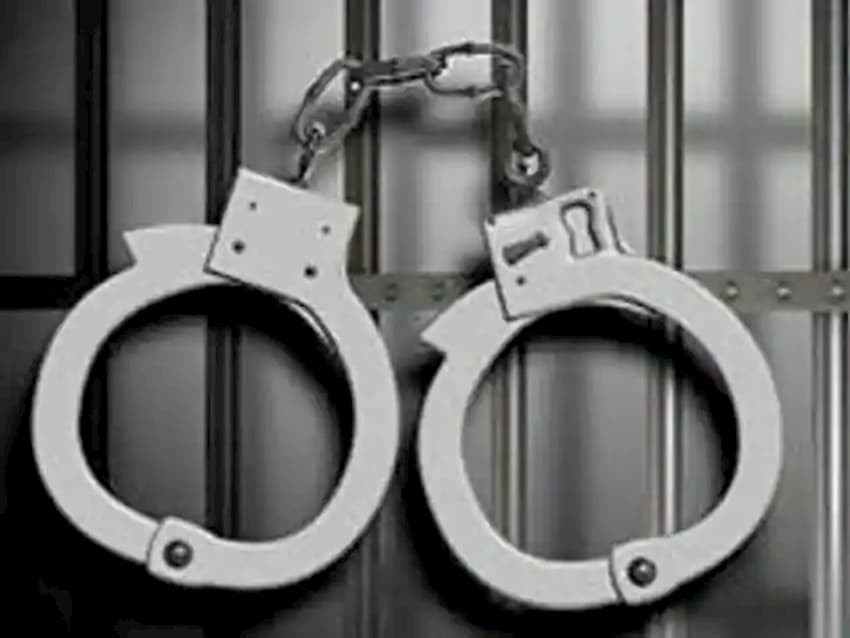 अवैध रुपमा ल्याउँदै गरेको युरिया मल सहित पक्राउ