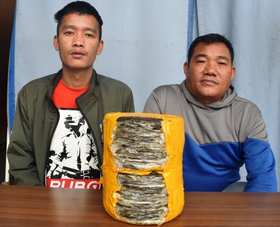 लागु औषध चरेश सहित दुई जना प्रकाउ