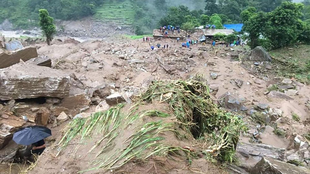 काठमाडौँ उपत्यकामा बाढीपहिरोबाट ३४ जनाको मृत्यु