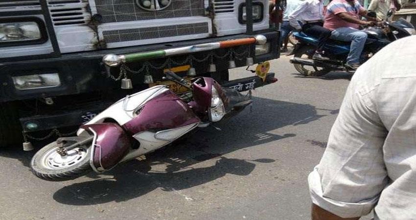ट्रकले स्कुटरलाई ठक्कर दिँदा श्रेष्ठको घटनास्थलमै मृत्यु