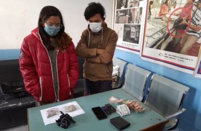 लागु औषधसहित इमाडोलबाट २ जना पक्राउ