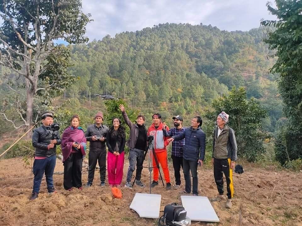 भोजपुरमा भव्य सम्मानसहित घन्कियो 'मादलको खरी'