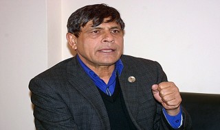 घनश्याम भुसालले छाडे एमाले