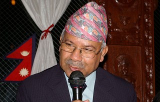 पूर्वप्रधानमन्त्री माधव नेपाललाई ३५ लाख धरौटीमा छाड्न आदेश