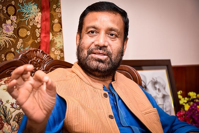 निधिको पनि समर्थन देउवालाई