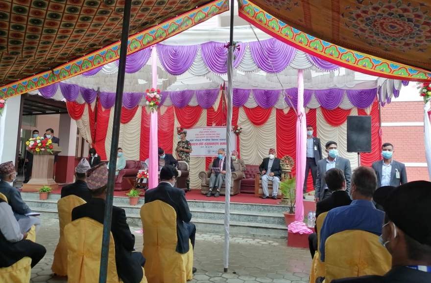 सामुदायिक विद्यालयको सुधारमा सरकार गम्भीर छ : प्रधानमन्त्री देउवा