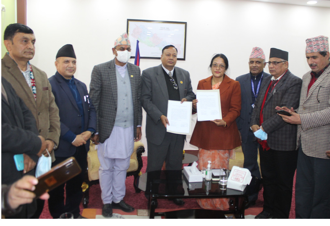 शिक्षक महासंघका ५१ बुँदे माग कार्यान्वयन गर्न शिक्षामन्त्रालय तयार
