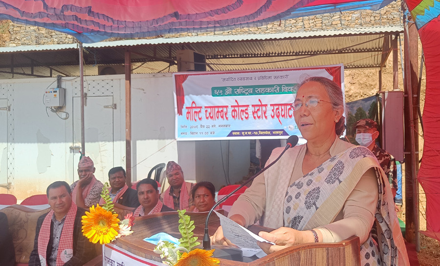 राष्ट्रहित र जनहितको काममा कोही पनि विभाजित हुनु हुदैन: मन्त्री श्रेष्ठ