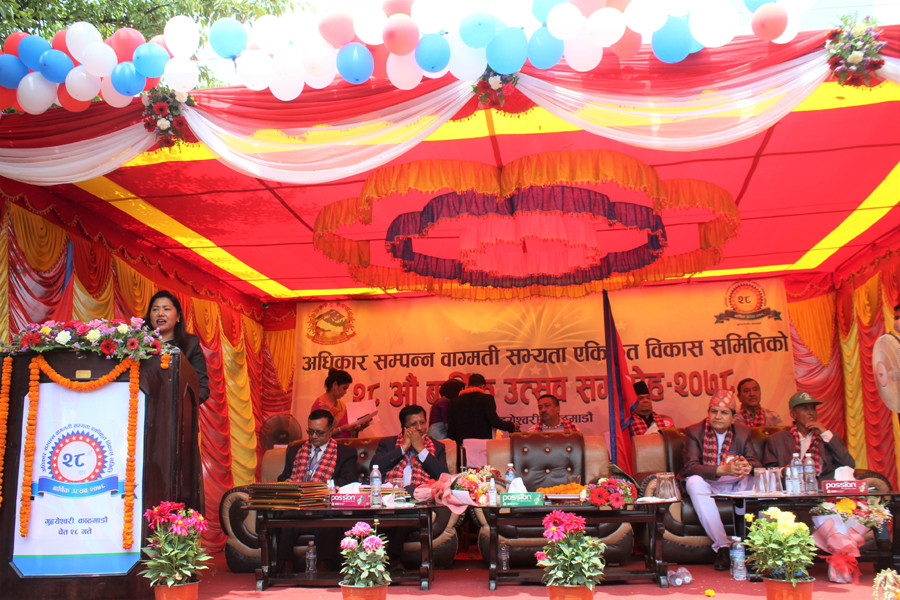 सार्वजनिक जग्गा अतिक्रमण गर्नेलाई सामाजिक बहिष्कार गर्नुपर्छ : मन्त्री झाक्री