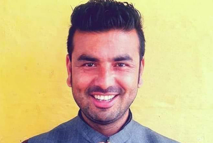 ‘एकछाक खाजामा केटाकेटी पढाइदिन्थेँ’ : नायक राज घिमिरे