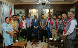 बैद्य माओवादीका केन्द्रीय नेता ज्ञवाली र बजगाईसहित दर्जनौं नेता माओवादी केन्द्रमा प्रवेश