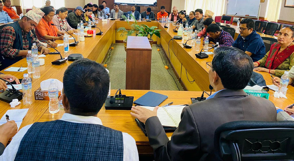 स्थानीय जनप्रनिधिलाई अर्थमन्त्रीको निर्देशनः ठूला काम होइन, जनता खुसी हुने साना काम गर्नुस्