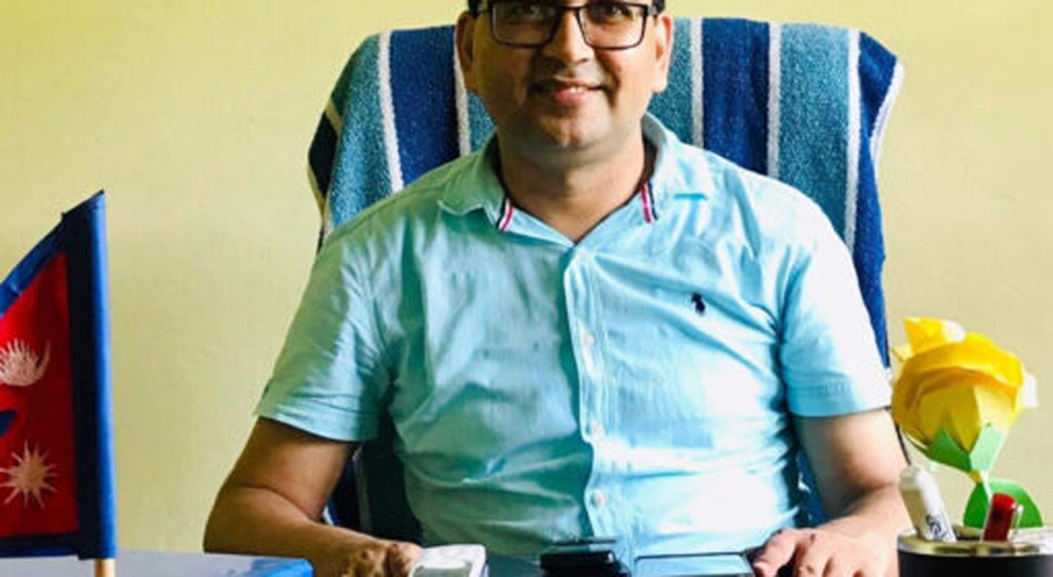 चितवन ३ मा माओवादीका तर्फबाट डा.अधिकारी उम्मेदवार
