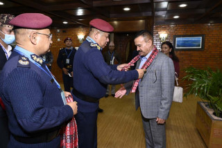 इन्टरपोलको महासभामा सहभागी हुन प्रहरी महानिरीक्षक कुँवर अष्ट्रिया प्रस्थान