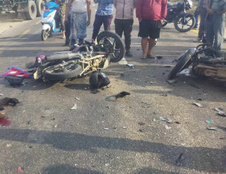 बाराको निजगढमा मोटरसाइकल एकापसमा ठोक्किदा दुईको मृत्यु, एक घाइते