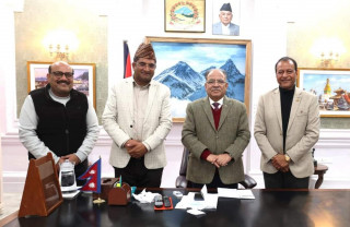 कच्चा पदार्थ अभाव हुँदा नेपालका ८० भन्दा बढी प्लाइउड उद्योग बन्द हुने अवस्थामा