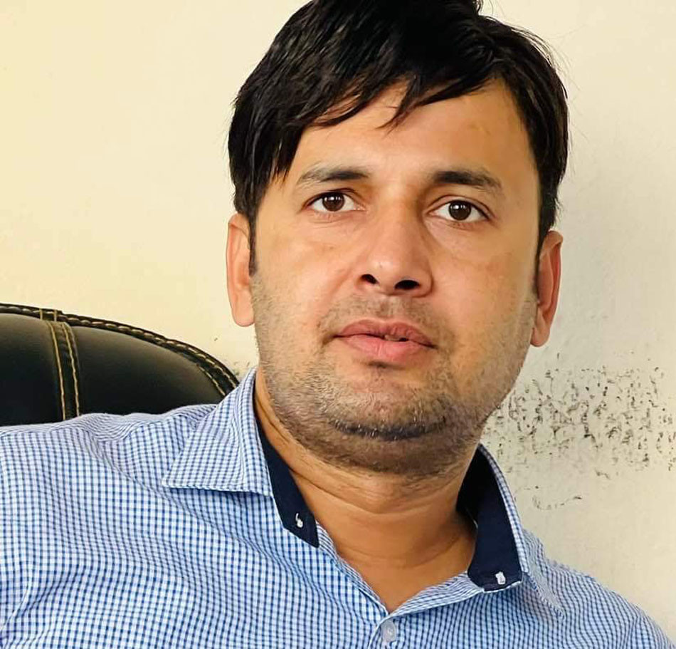 डाक्टरको काममा इन्जिनियरको हस्तक्षेप