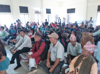 १० बिद्यालयका ८० जना छात्रालाई छात्रवृत्ति प्रदान