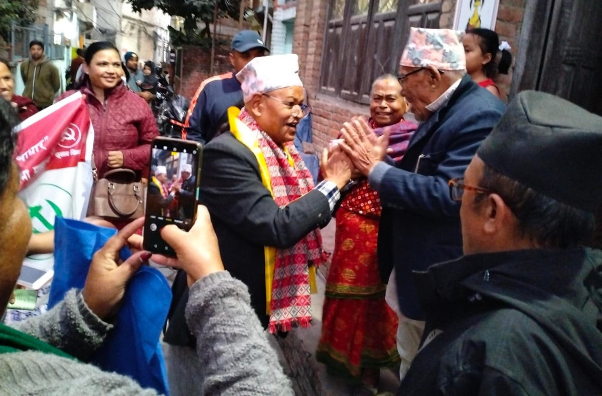 माओवादी केन्द्रको चुनावी घरदैलो कार्यक्रमः कार्यकर्तामा उमङ्ग र मतदाता फुरुङ्ग