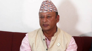 भागेको भनिएका पूर्व ऊर्जामन्त्री दीपक खड्का जलेको घरमै देखा परे