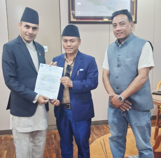 सरकारी विज्ञापन प्रणालीलाई नियमन र व्यवस्थित बनाइनेः सञ्चारमन्त्री